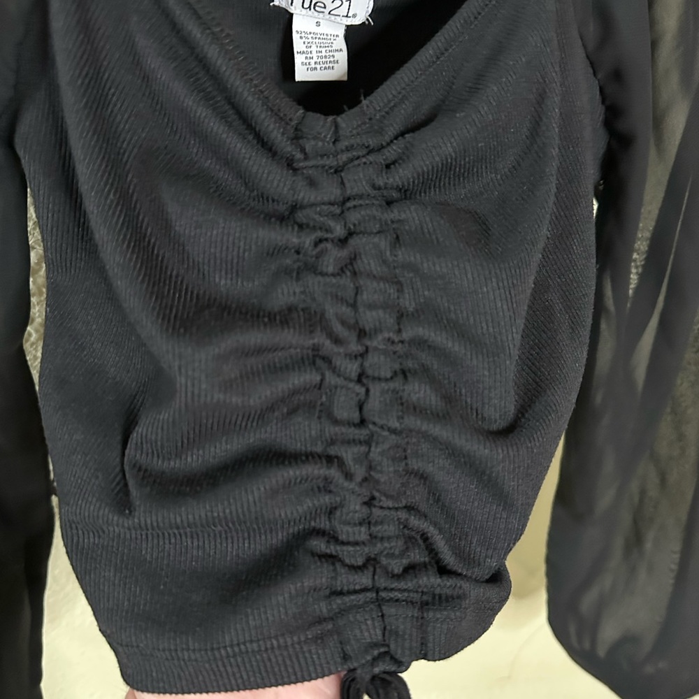 EUC rue 21 Crop Top - Picture 10 of 14